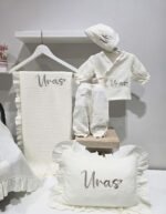 gk-ateliers-duz-kruvaze-yaka-nakisli-alt-ust-set-muslin-hastane-cikisi