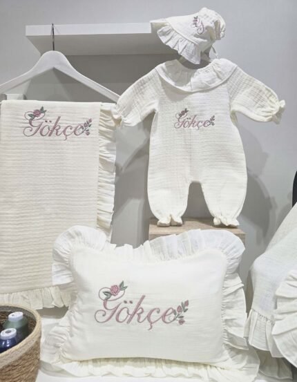 gk-ateliers-firfirli-nakisli-yastik-bebek-tulum-battaniye-sapka